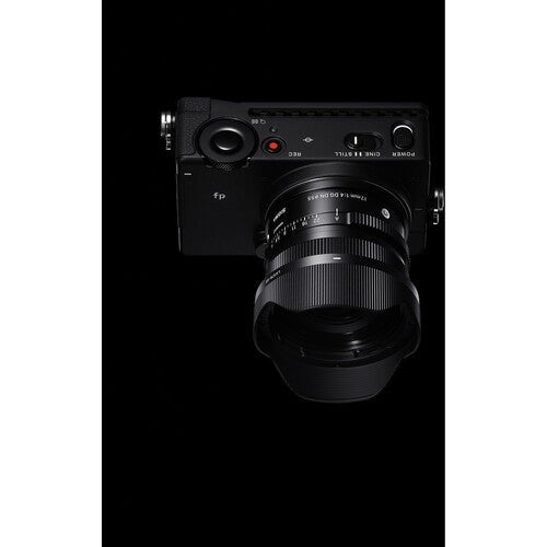 Sigma 17mm f/4 DG DN Contemporary Lens