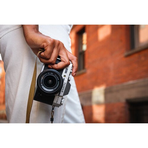 FUJINON XC 13-33mm f/3.5-6.3 OIS Lens