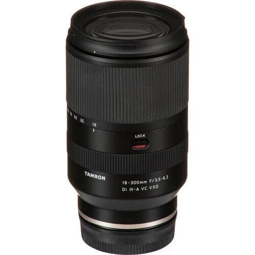 Tamron 18-300mm f/3.5-6.3 Di III-A VC VXD