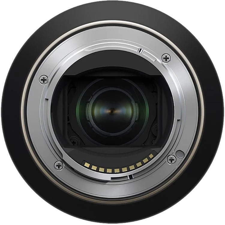 Tamron 70-300mm f/4.5-6.3 Di III RXD Lens
