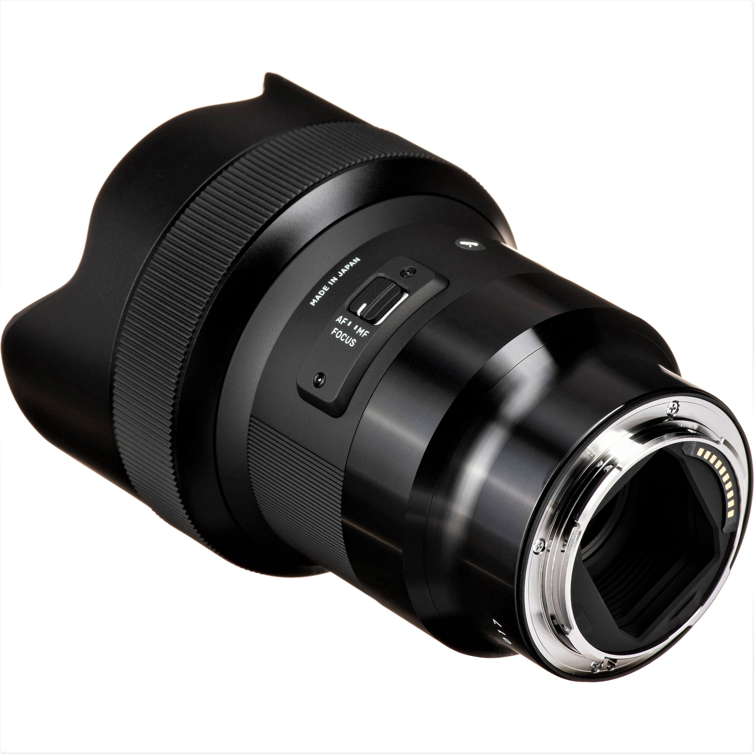 Sigma 14mm F1.8 DG HSM Art Lens for Leica L in a Back Side View