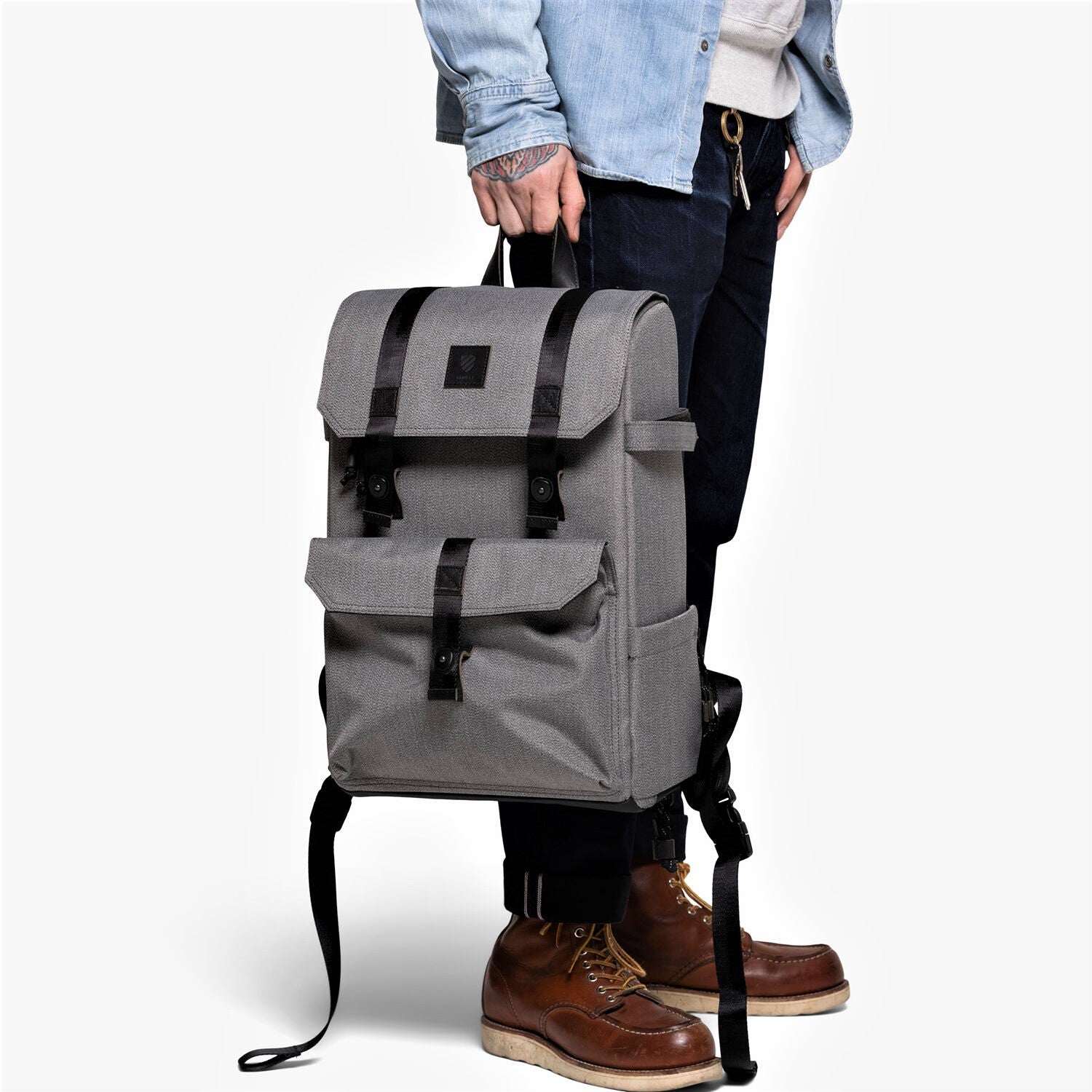 Langly Alpha Compact Camera Backpack (Cement)