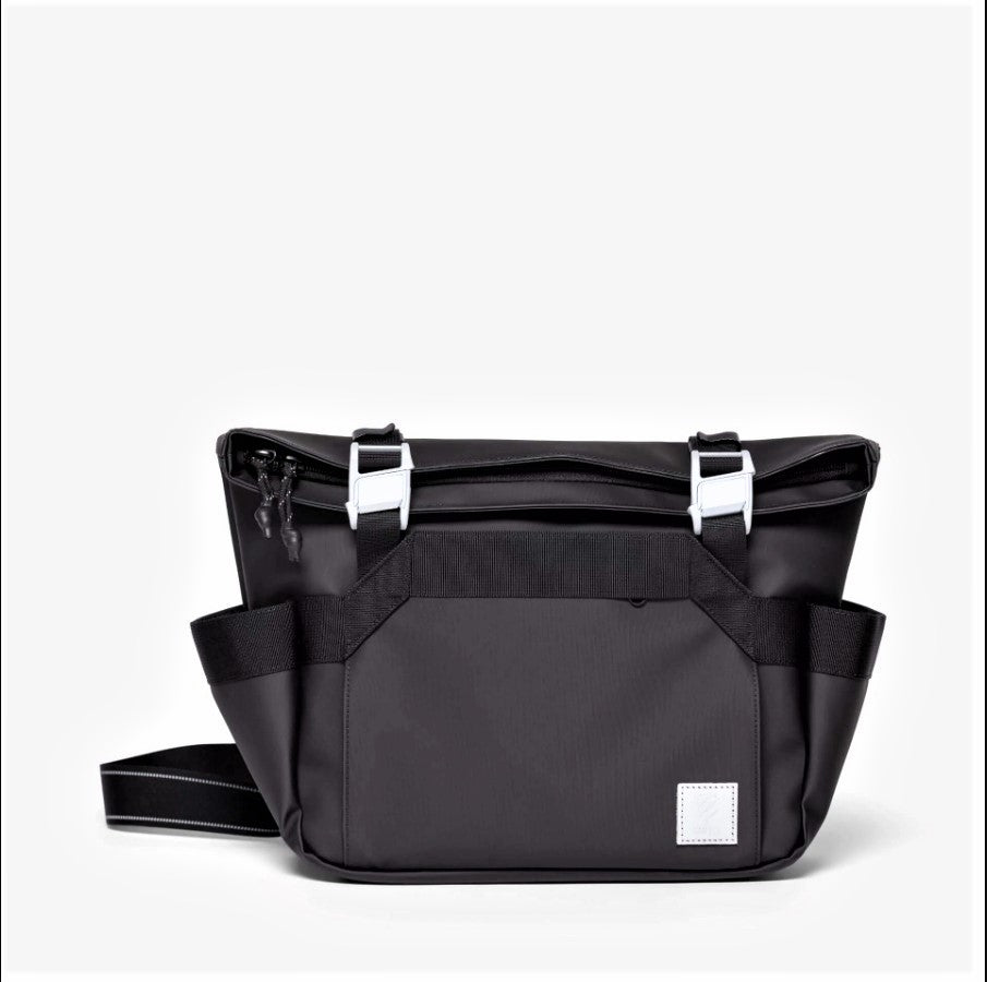 Langly Bravo Shoulder Bag (Mineral White)