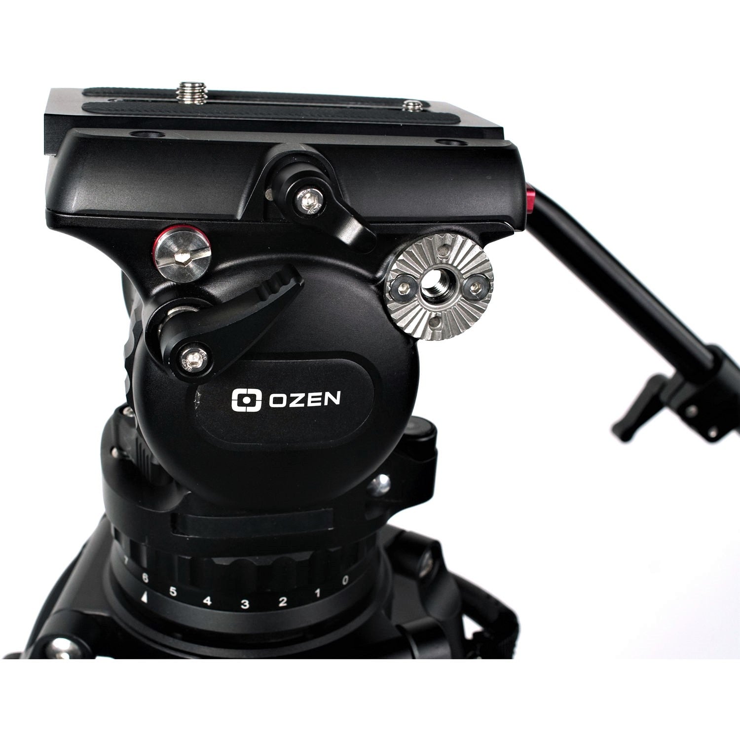 OZEN Agile 15S Fluid Head in a Front Close-Up View