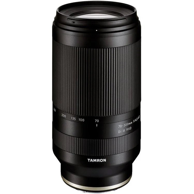 Tamron 70-300mm f/4.5-6.3 Di III RXD Lens